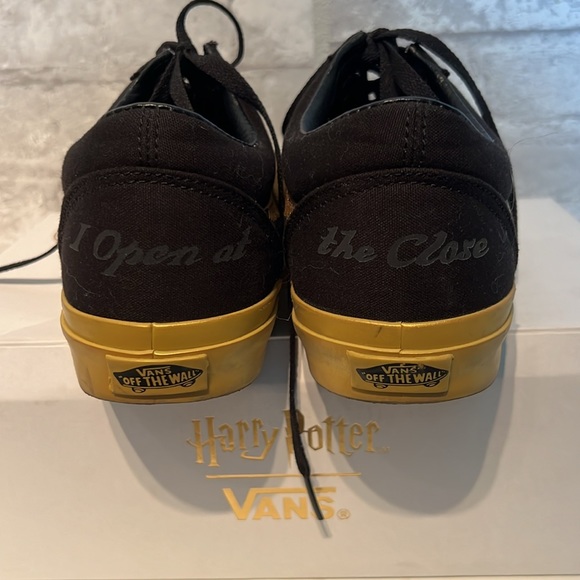Harry Potter Golden Snitch Vans Sz. 9 - Picture 5 of 7
